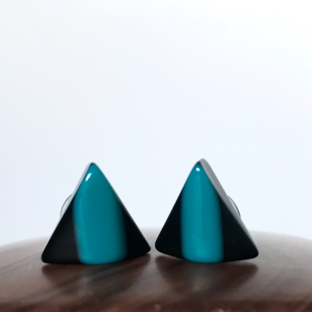 Vintage Enamel Geometrical Dimensional Center Southwestern 80s Studded Earrings